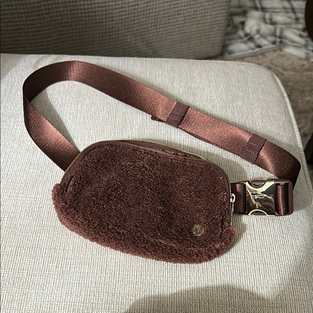 Lululemon Chocolate Fleece Waist Bag